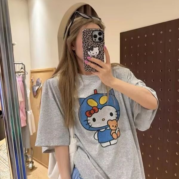 Street Fashion Designer - T-shirt imprimé Hello Kitty à manches