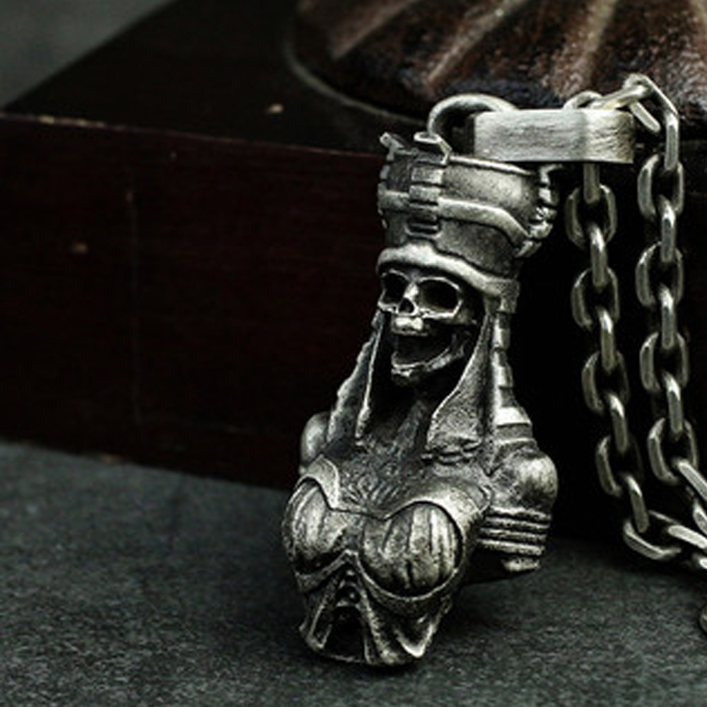 Collier pendentif tête de mort - Queen Street Fashion avis et prix