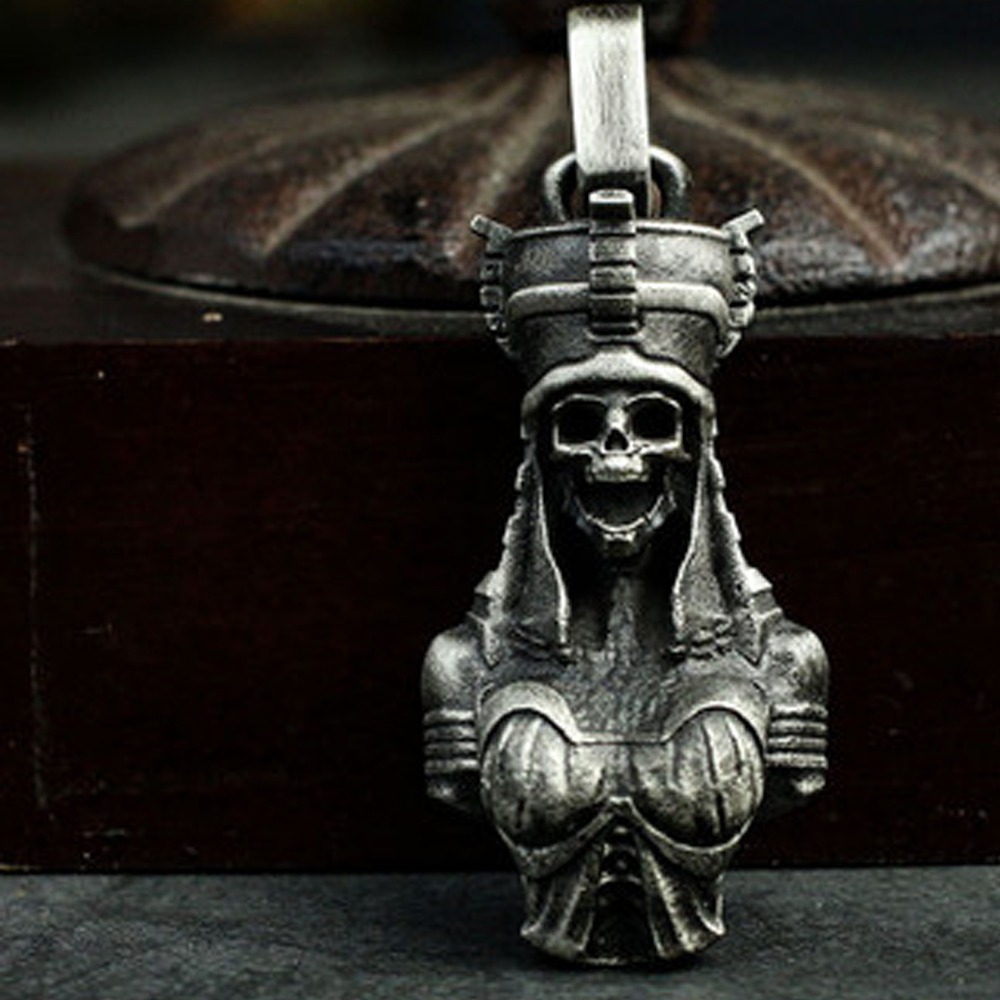 Collier pendentif tête de mort - Queen Street Fashion avis et prix