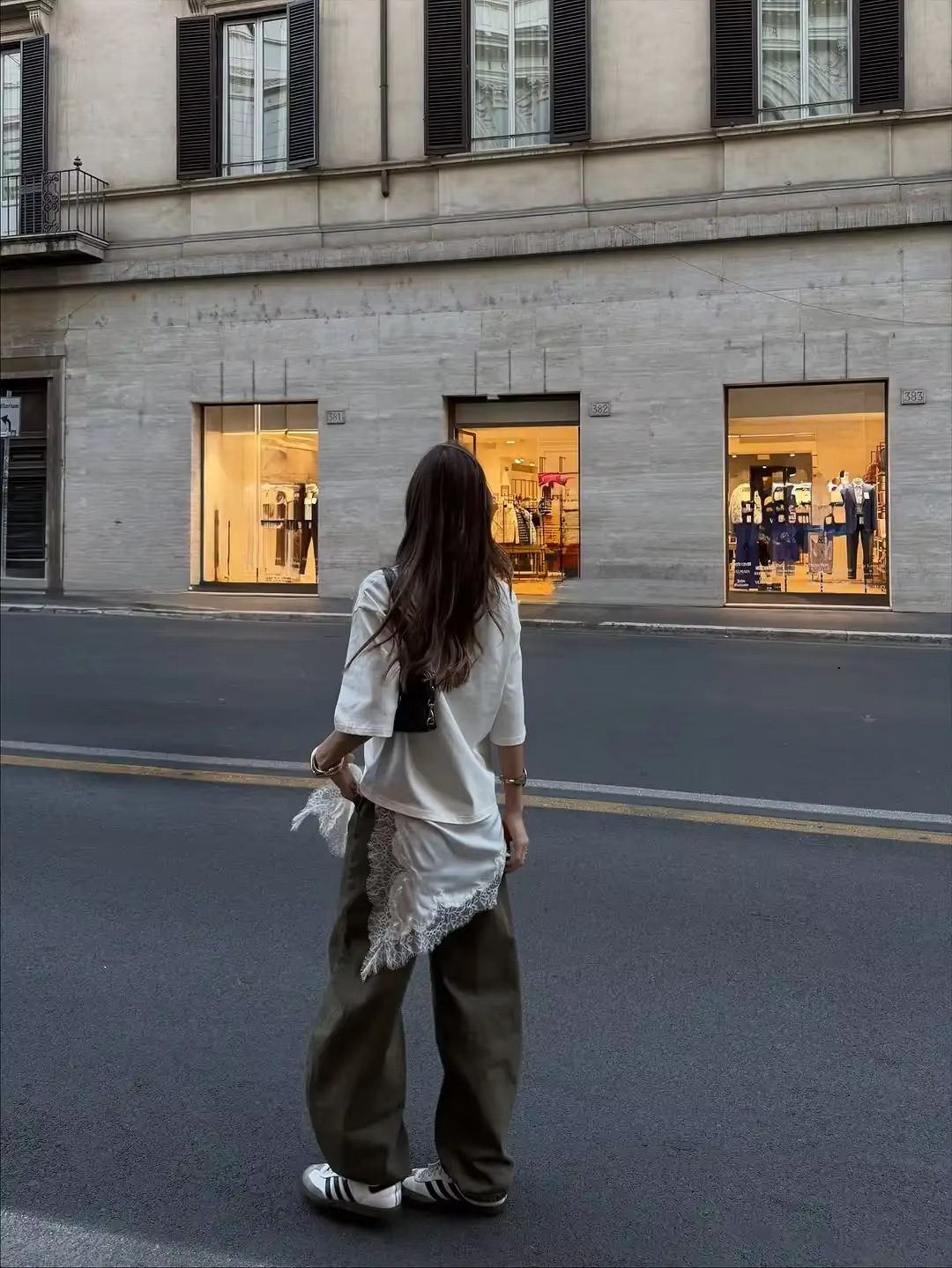 T-shirt long oversize à col ro - Longline Tee Oversized avis et prix