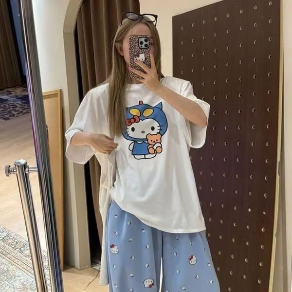 T-shirt imprimé Hello Kitty à  - Street Fashion Designer avis et prix